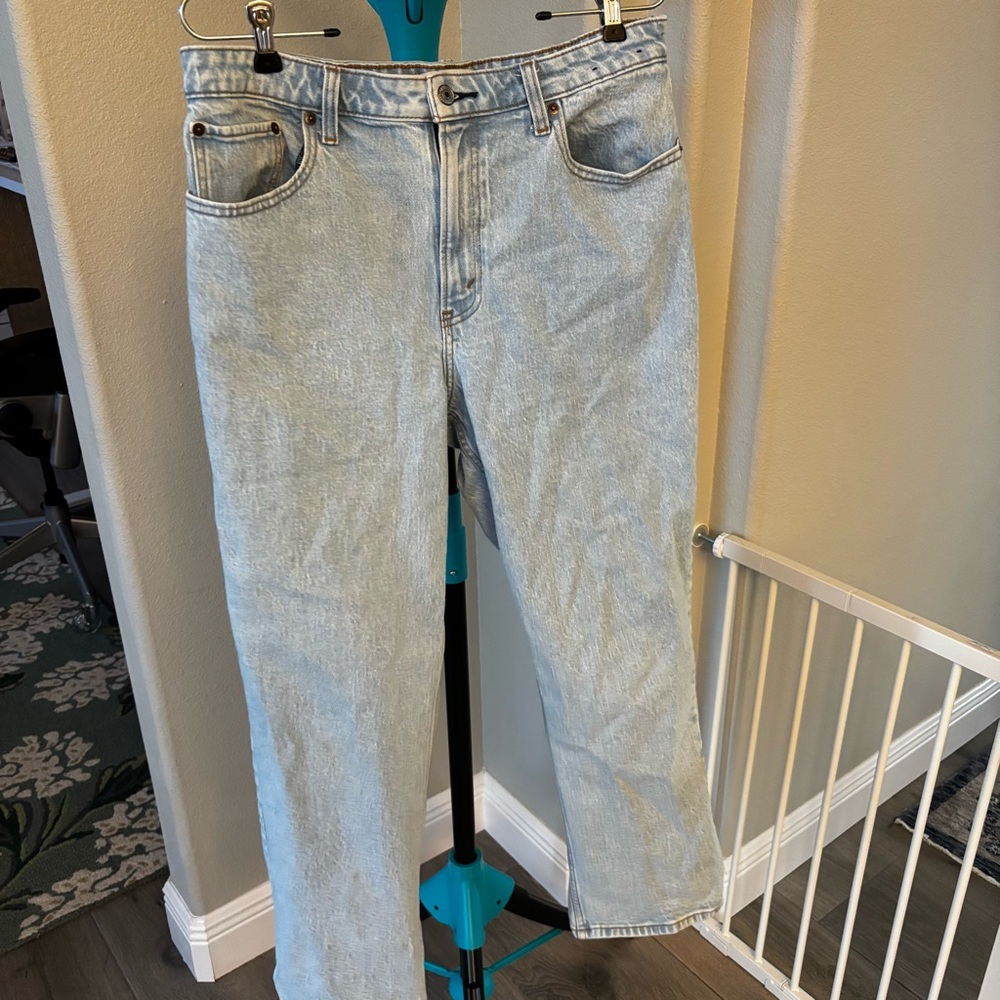 Abercrombie & Fitch curve love vintage straight Light Denim Jeans - Picture 2 of 7